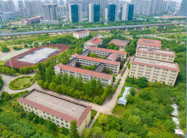 南京市城建中等专业学校有哪些特色专业？